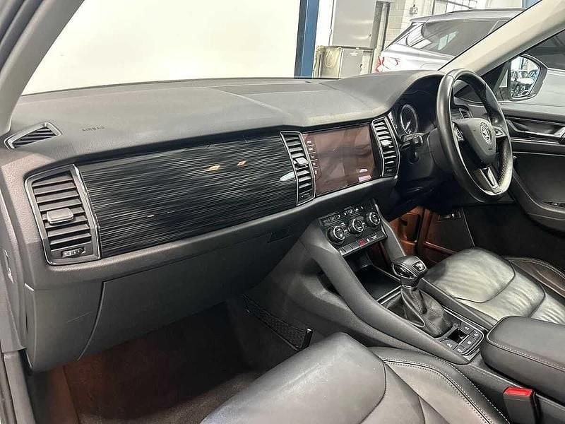 Used Skoda Kodiaq 110 HP (80 kW) 2018 Brilliant silver metallic SUV