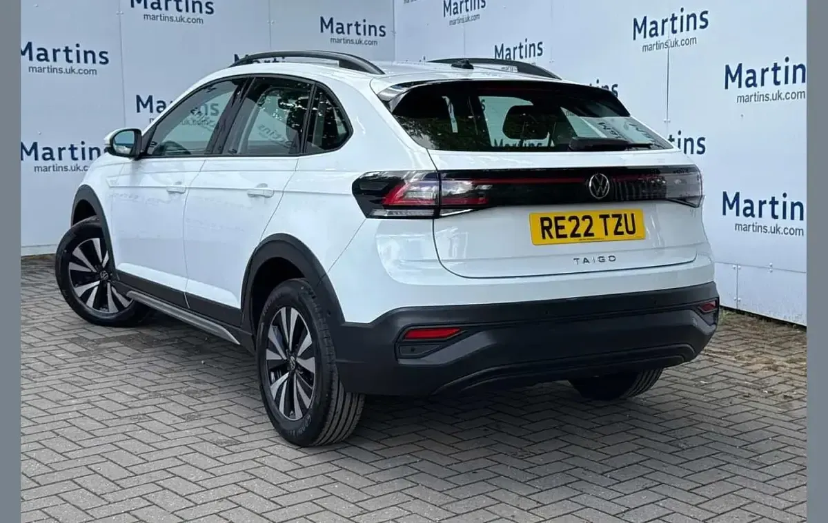 Used VW Taigo Life 95 HP (69 kW) 2022 White SUV