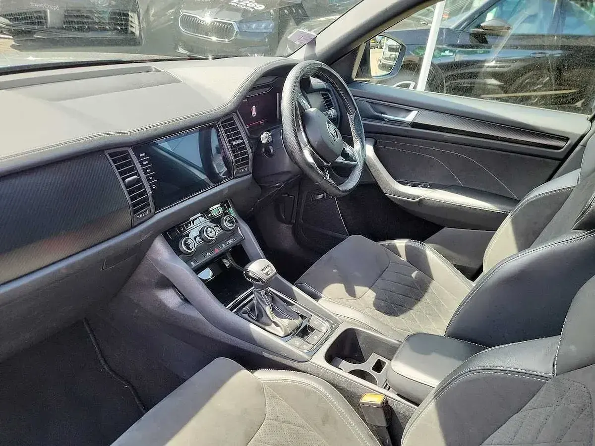Used Skoda Kodiaq SportLine 140 HP (102 kW) 2024 Graphite grey metallic SUV