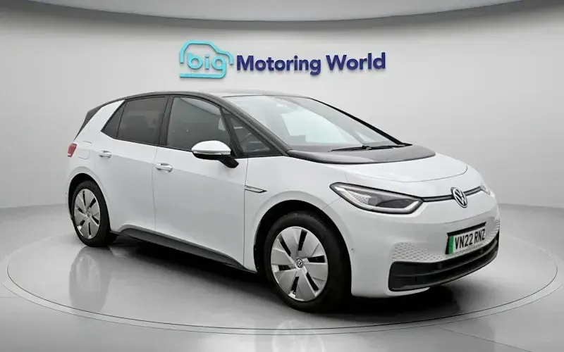 Used VW ID.3 Pro Performance 150 kW (204 HP) 2022 White Hatchback