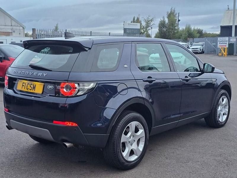 Used Land Rover Discovery Sport SE 150 HP (110 kW) 2019 Blue SUV