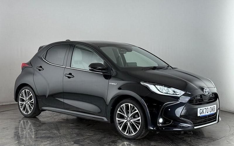 Used 2024 Toyota Yaris Hybrid Hatchback | £15,700 (Good price) - Image 1/3