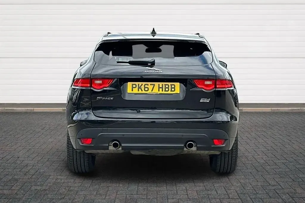 Used Jaguar F-Pace R-Sport 240 HP (176 kW) 2017 Black SUV