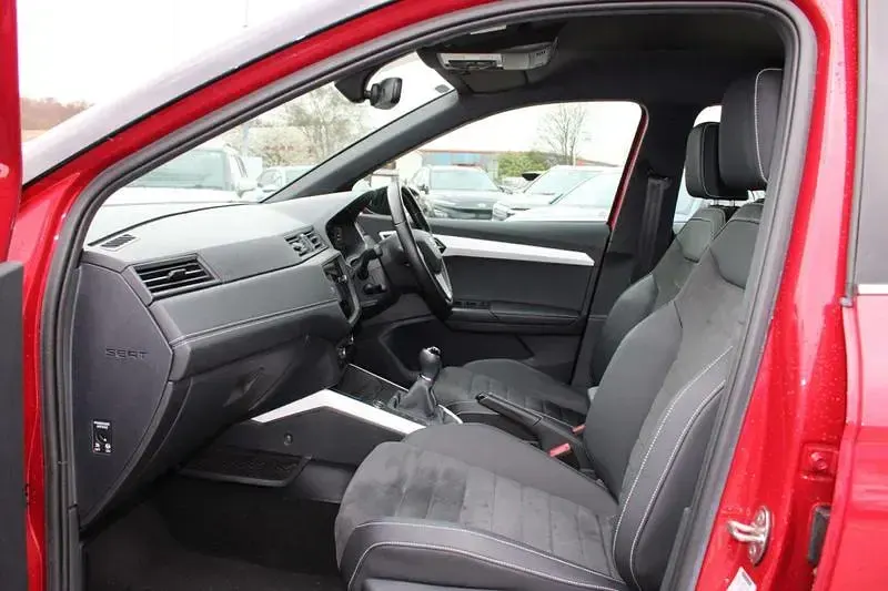 Used Seat Arona XCELLENCE Lux 2020 Red SUV