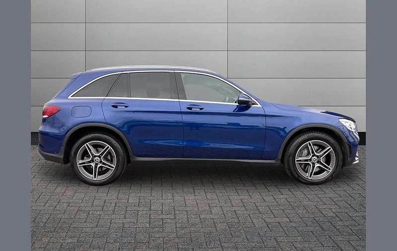 Used Mercedes GLC220 AMG line 194 HP (142 kW) 2020 Blue SUV