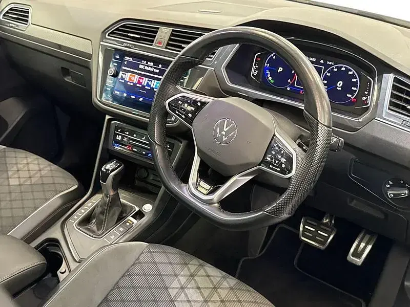 Used VW Tiguan R-line 148 HP (108 kW) 2022 White SUV