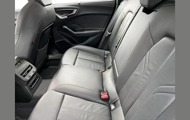 Used Audi A5 Advanced 200 HP (147 kW) 2025 Blue Sedan