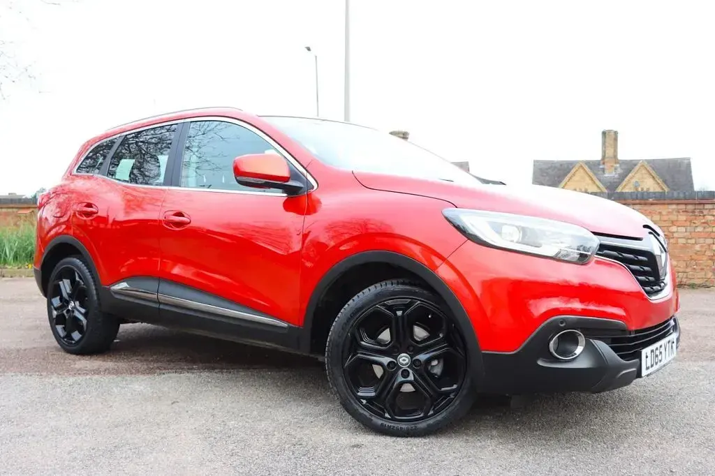 Used Renault Kadjar Dynamique 130 HP (95 kW) 2015 Red SUV