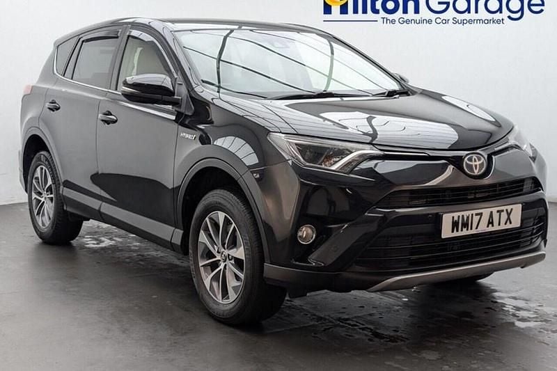 Used 2017 Toyota RAV4 Hybrid Business Edition SUV | £14,250 (Super price) - Image 1/1