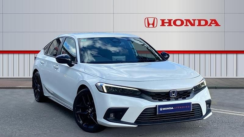 White Used 2022 Honda Civic Hybrid Hatchback | £20,677 (Good price) - Image 1/4