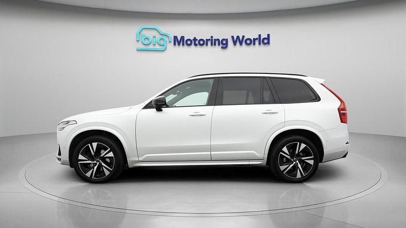 Used Volvo XC90 R-Design 235 HP (172 kW) 2020 White SUV