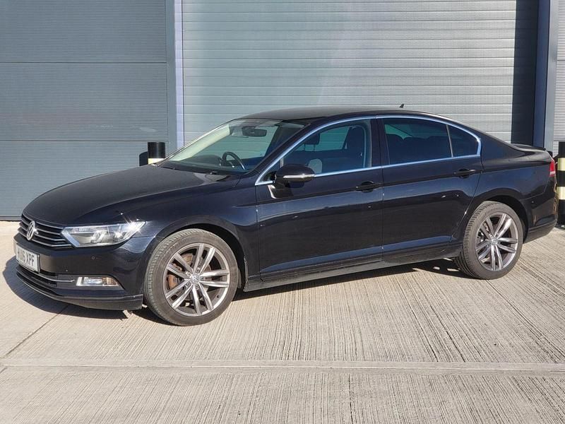 Used VW Passat Business 150 HP (110 kW) 2016 Black Sedan