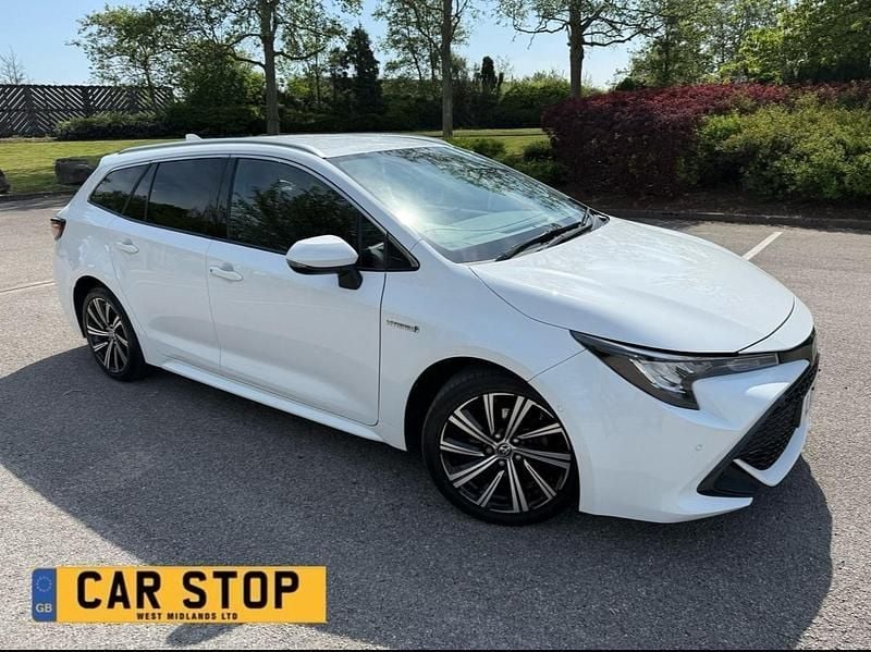 White Used 2022 Toyota Corolla Design Estate | £13,490 (Fair price) - Image 1/2