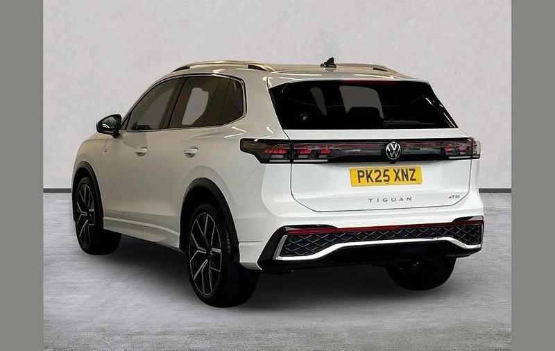 Used VW Tiguan R-line 148 HP (108 kW) 2025 White SUV