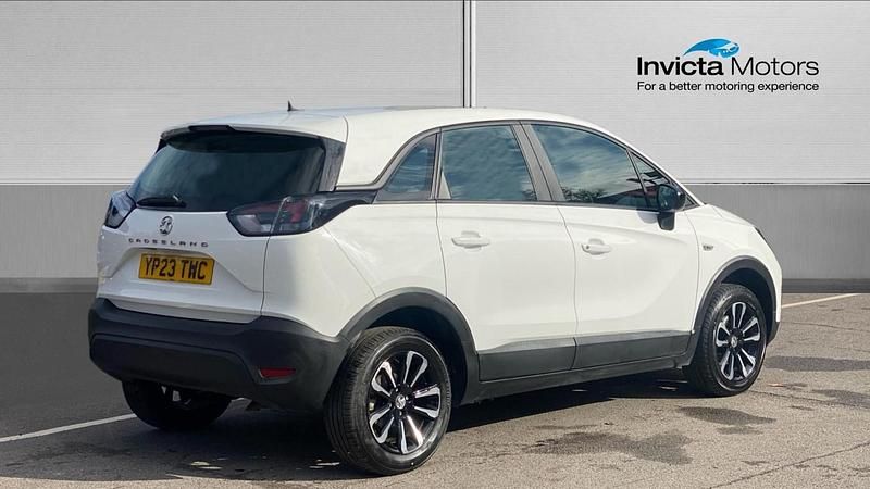 Used Vauxhall Crossland Design Edition 110 HP (80 kW) 2023 White SUV