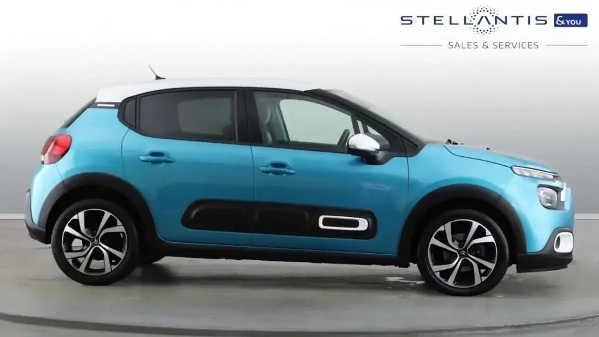 Used Citroën C3 PureTech 82 HP (60 kW) 2022 Blue Hatchback