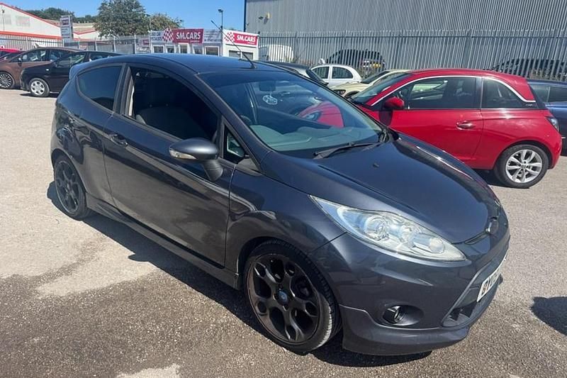 Grey Used 2009 Ford Fiesta Zetec Hatchback | £995 (Good price) - Image 1/1
