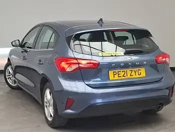 Used Ford Focus Zetec 120 HP (88 kW) 2021 Blue Hatchback