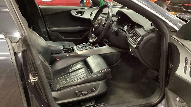 Used Audi A7 Sportback S-Line 2012 Blue Hatchback