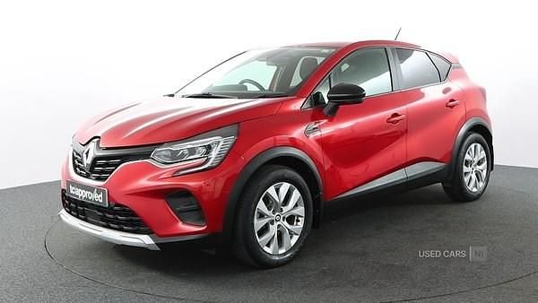 Red Used 2022 Renault Captur Iconic SUV | £14,595 (Fair price) - Image 1/4