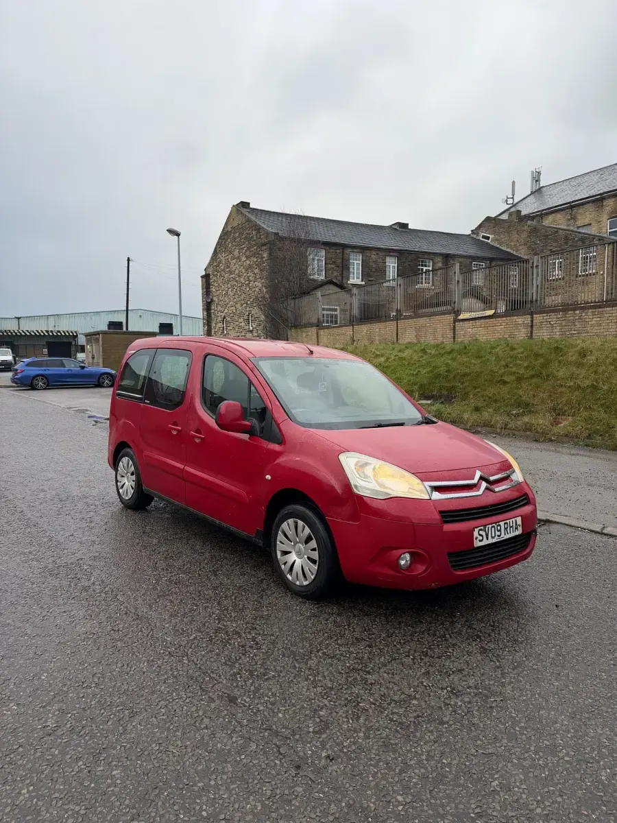 Gebraucht Citroën Berlingo VTR Sport 90 PS (66 kW) 2009 Rot Van / Kleinbus