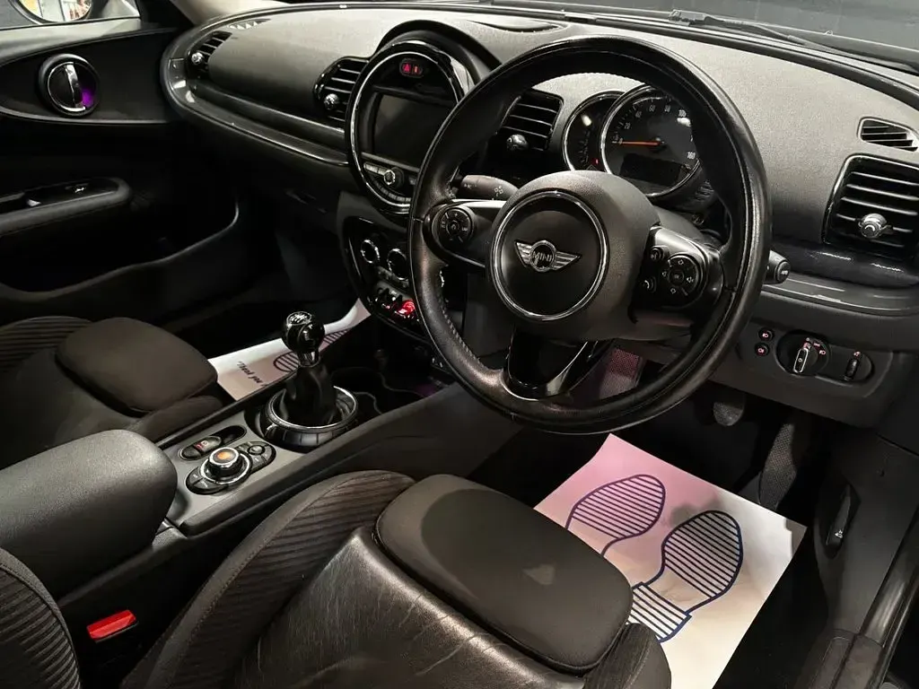 Used Mini Cooper Clubman 136 HP (100 kW) 2017 Black Estate
