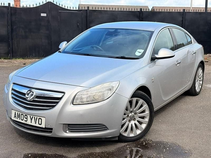 Used Vauxhall Insignia 220 HP (161 kW) 2009 Silver Hatchback