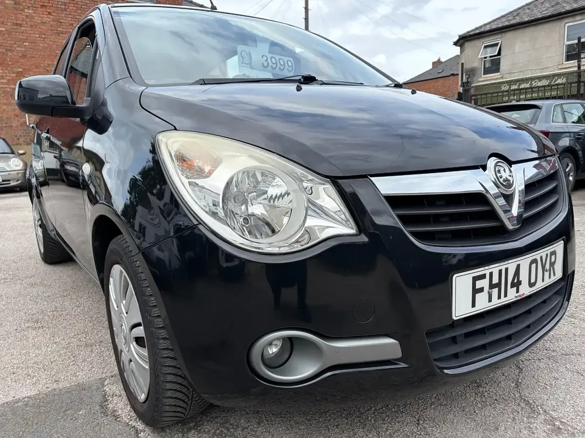 Used Vauxhall Agila S 68 HP (50 kW) 2014 Black MPV