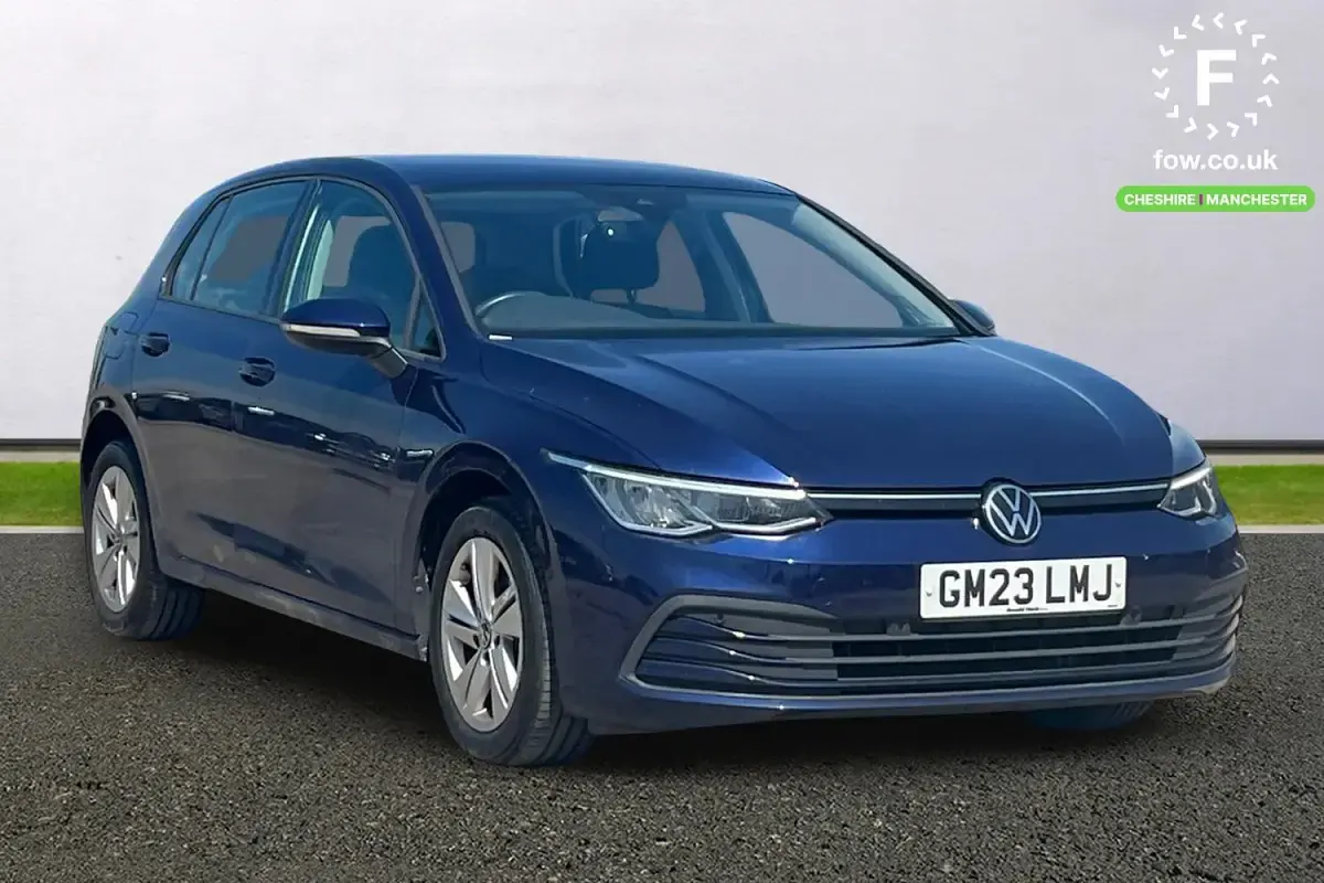 Used VW Golf VIII Life 116 HP (85 kW) 2023 Hatchback