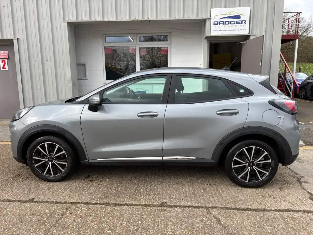 Used Ford Puma Titanium 125 HP (91 kW) 2024 Silver SUV