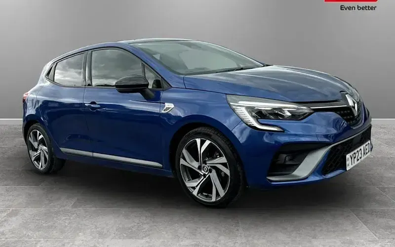 Używany Renault Clio V RS Line 140 KM (102 kW) 2022 Hatchback
