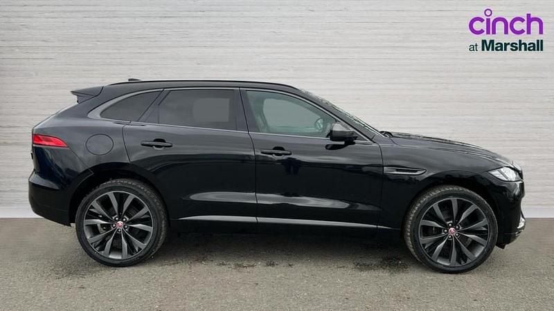 Used Jaguar F-Pace 300 HP (220 kW) 2019 Black SUV