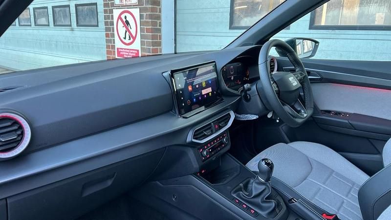 Used Seat Arona FR First Edition 115 HP (84 kW) 2025 Metallic  magnetic tech grey SUV