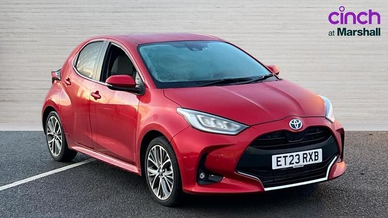 Used Toyota Yaris Hybrid 116 HP (85 kW) 2023 Red Hatchback