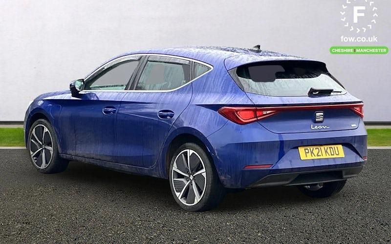 Used Seat Leon XCELLENCE Lux 204 HP (150 kW) 2021 Blue Hatchback
