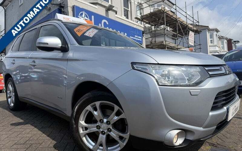 Used 2013 Mitsubishi Outlander SUV | £6,990 - Image 1/4