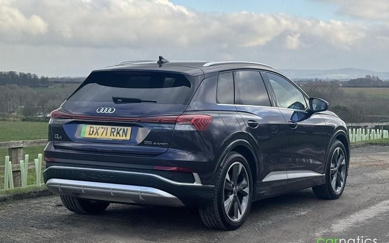 Used Audi Q4 e-tron S-Line 125 kW (170 HP) 2022 SUV