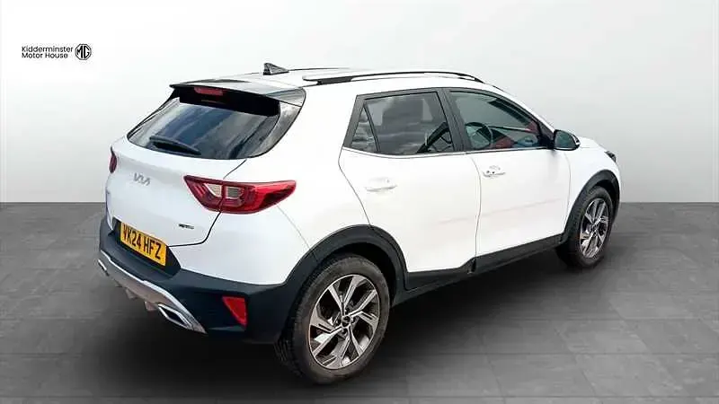 Used Kia Stonic GT-Line S 118 HP (86 kW) 2024 White SUV