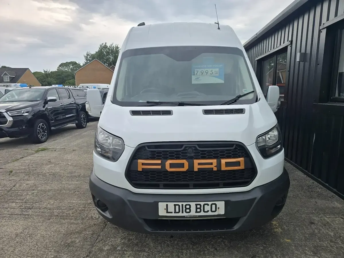 Used Ford Transit 130 HP (95 kW) 2018 White Van