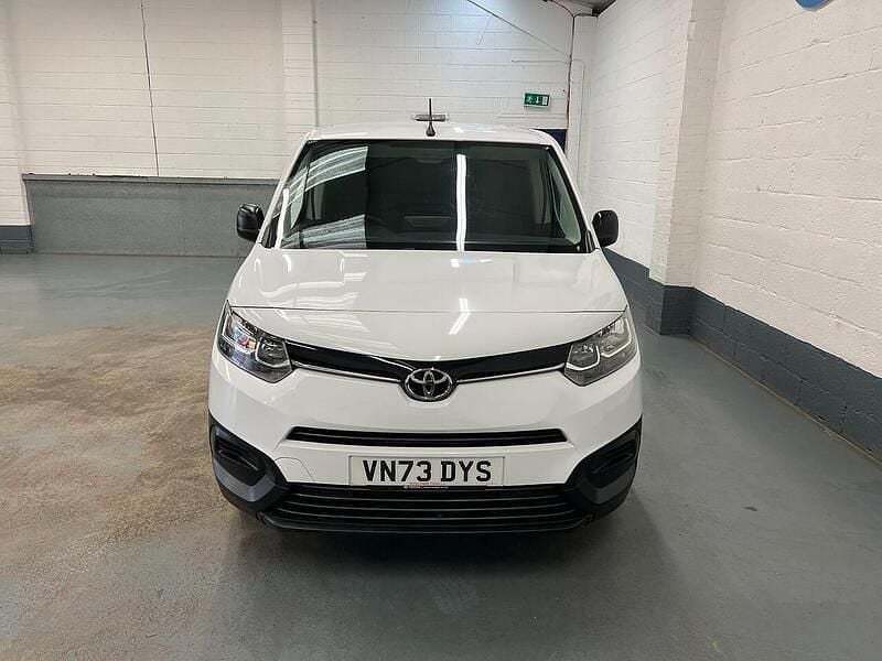 Used Toyota Proace City Active 2023 White MPV
