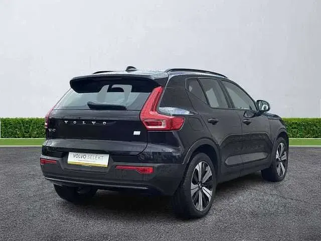 Used Volvo XC40 Plus 211 HP (155 kW) 2022 Black SUV