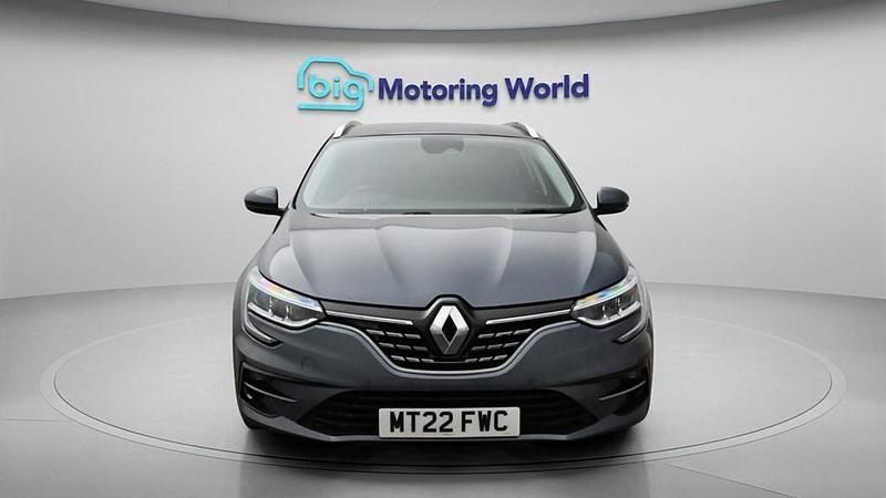 Used Renault Mégane GrandTour Iconic 115 HP (84 kW) 2022 Grey Estate