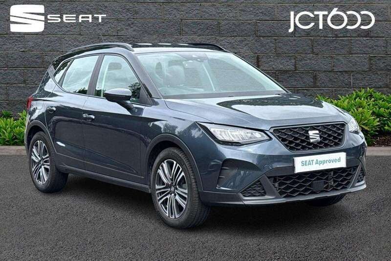 Grey Used 2022 Seat Arona SE Technology SUV | £15,877 (Fair price) - Image 1/4