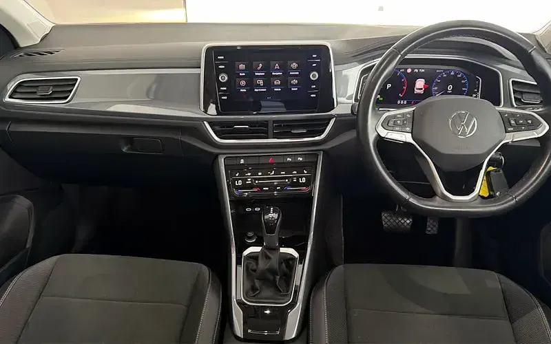 Used VW T-Roc Style 150 HP (110 kW) 2022 Silver SUV
