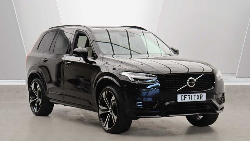 Used 2022 Volvo XC90 R-Design SUV | £44,995 (Fair price) - Image 1/3