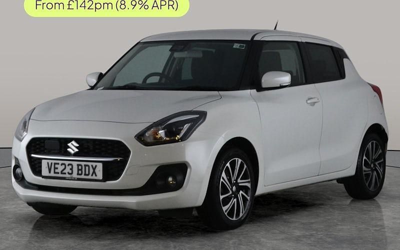 Used Suzuki Swift SZ5 83 HP (61 kW) 2023 White Hatchback