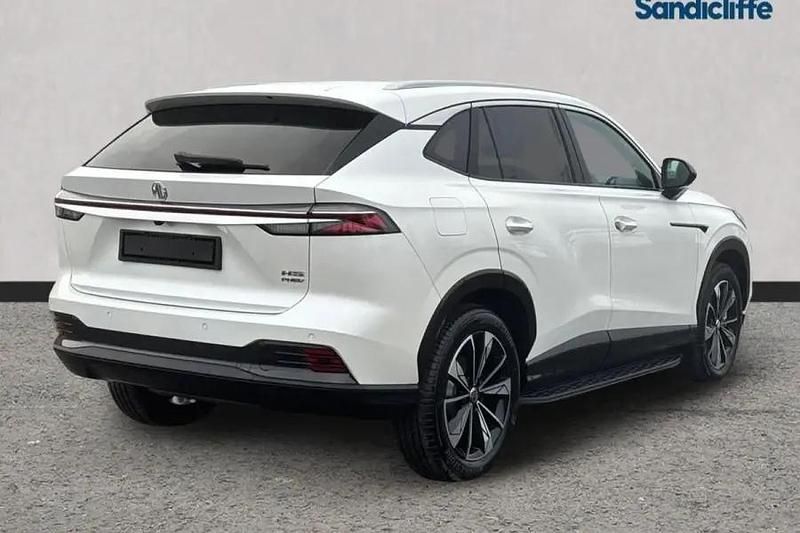 New MG HS Trophy 2025 Solid  white pearl SUV