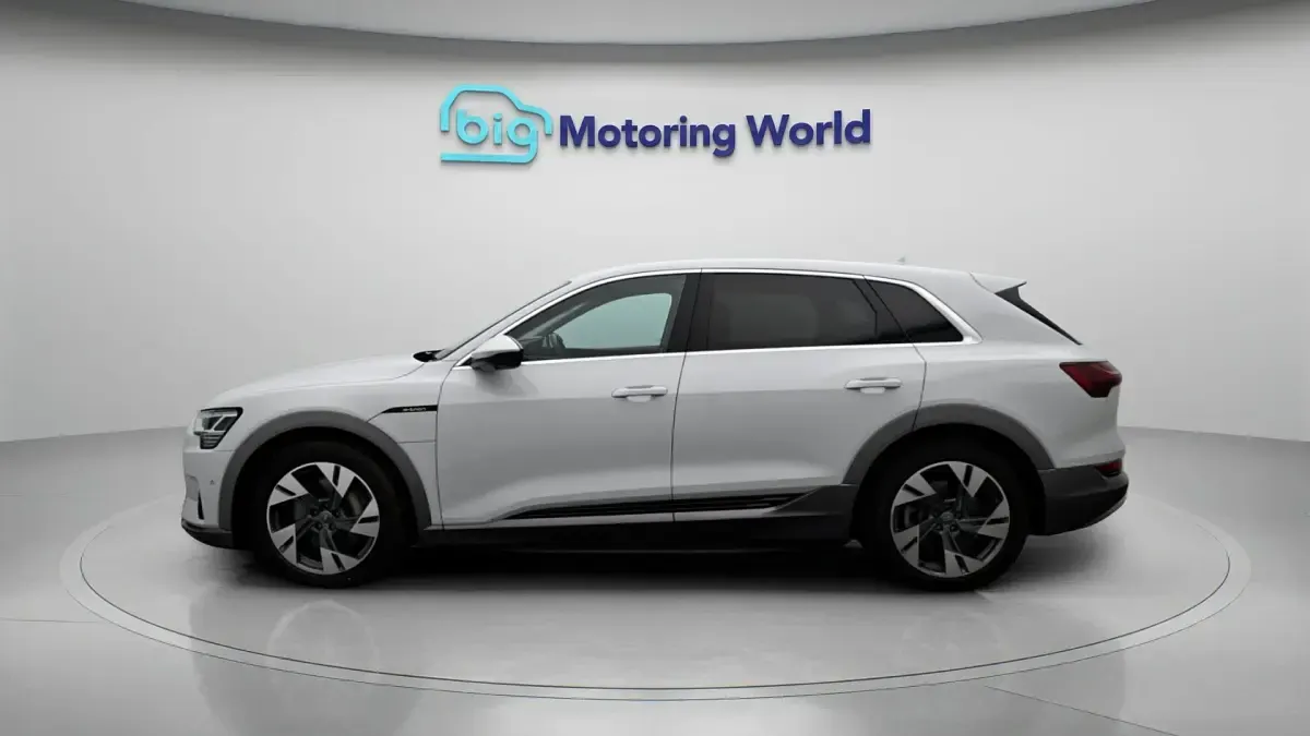 Used Audi e-tron 300 kW (408 HP) 2020 White SUV