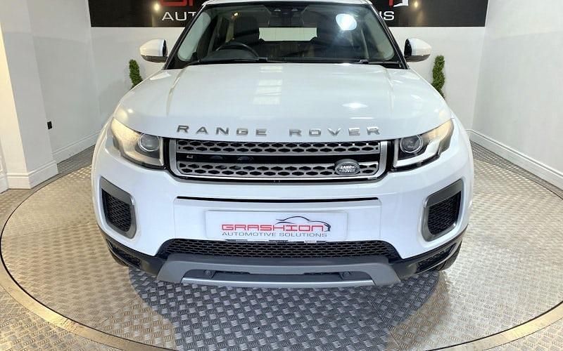 Used Land Rover Range Rover evoque SE 180 HP (132 kW) 2017 Hatchback