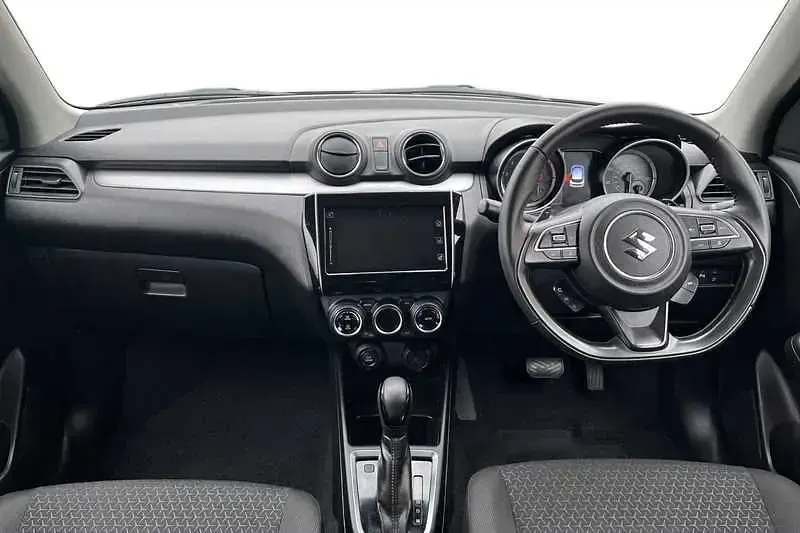 Begagnad Suzuki Swift SZ5 2023 Vit Halvkombi